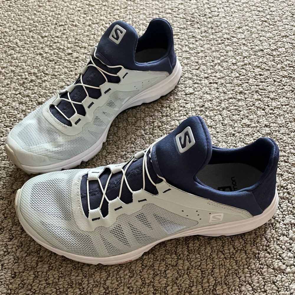 Salomon water proof shoes. Great for hiking. light weight.